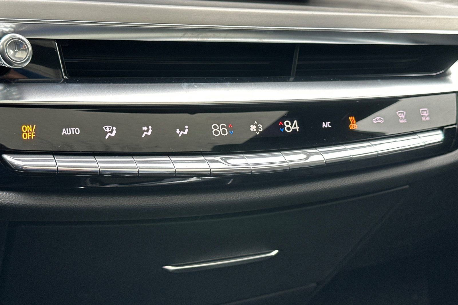 Used 2026 Cadillac Lyriq Luxury RWD image 24