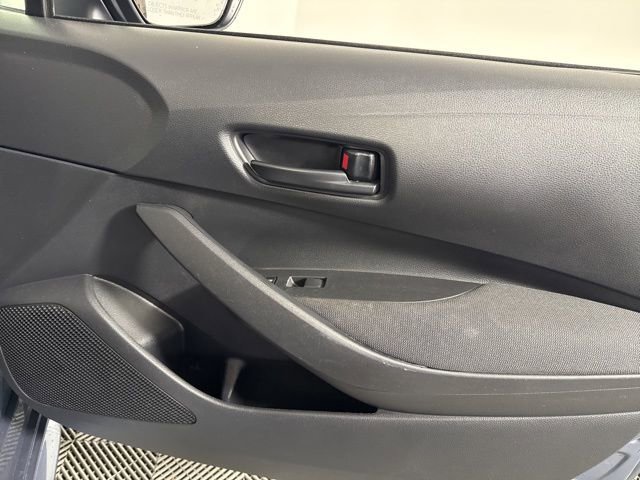 Used 2024 Toyota Corolla LE image 24