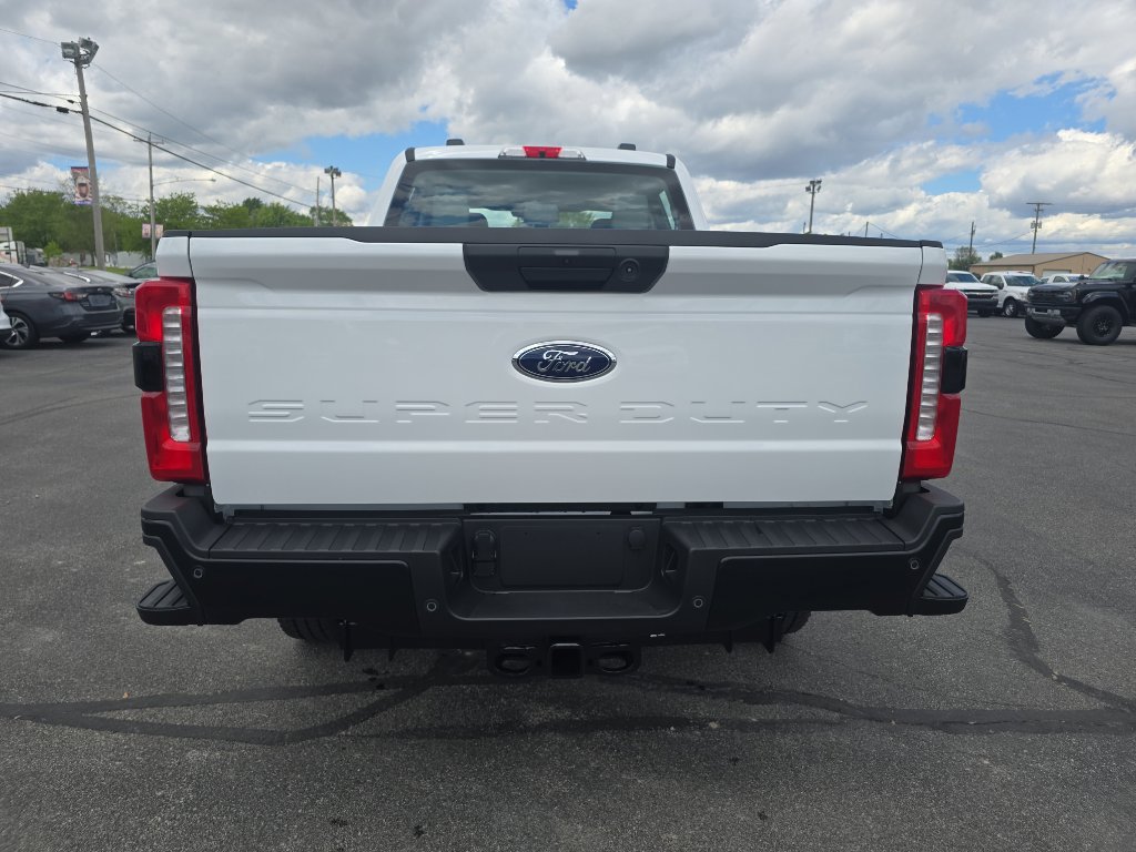 New 2025 Ford F350 XL w/ 360-Degree Camera Package image 7