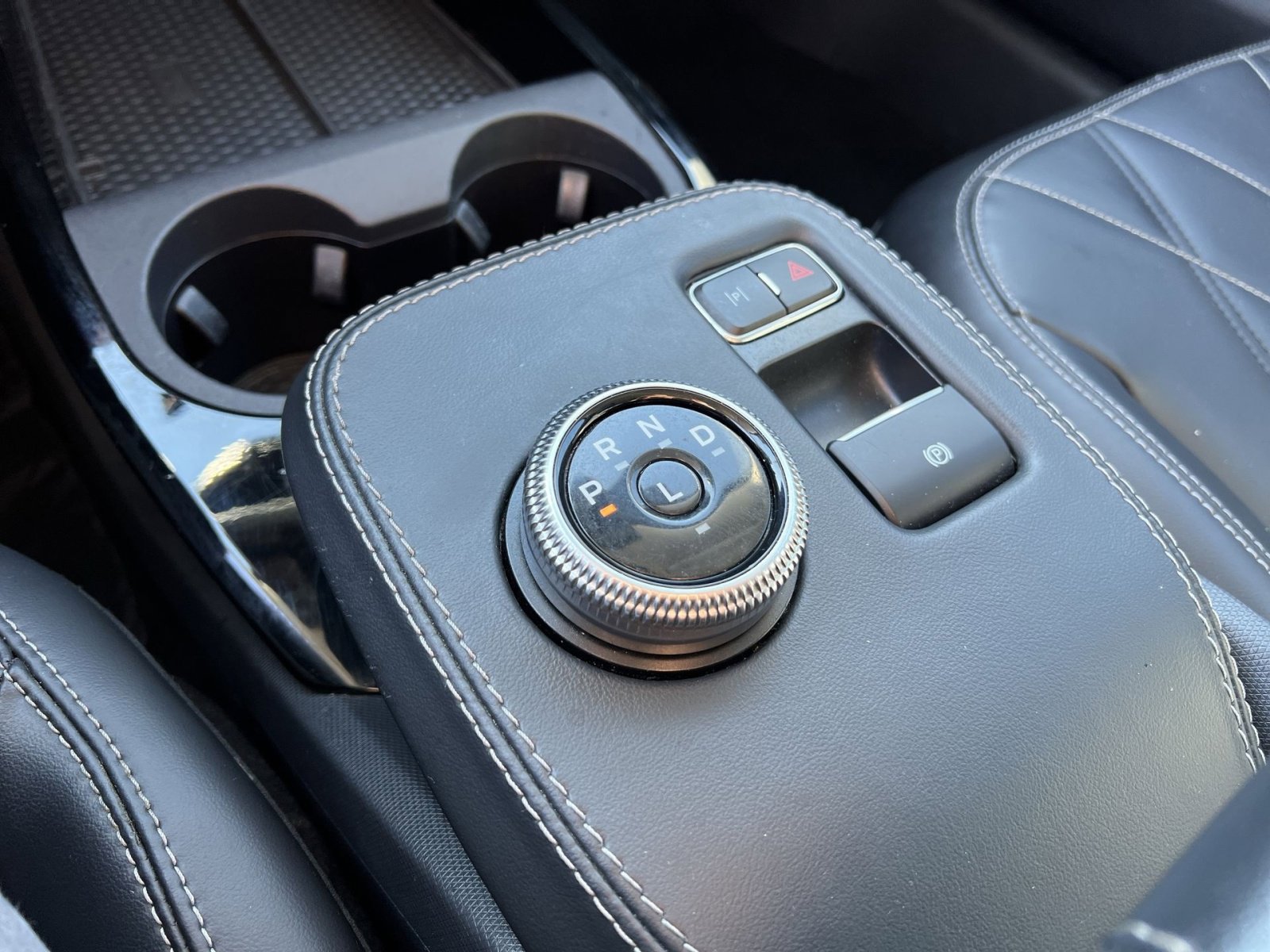 Used 2021 Ford Mustang Mach-E Select image 22