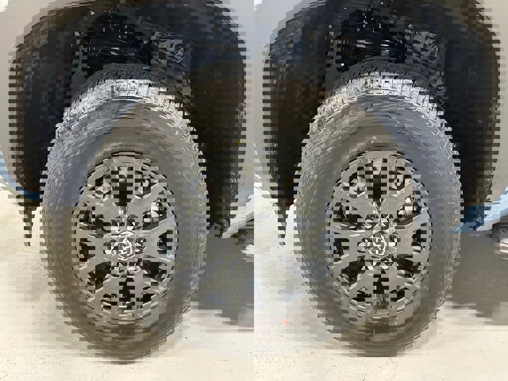 Used 2025 Toyota 4Runner SR5 image 61