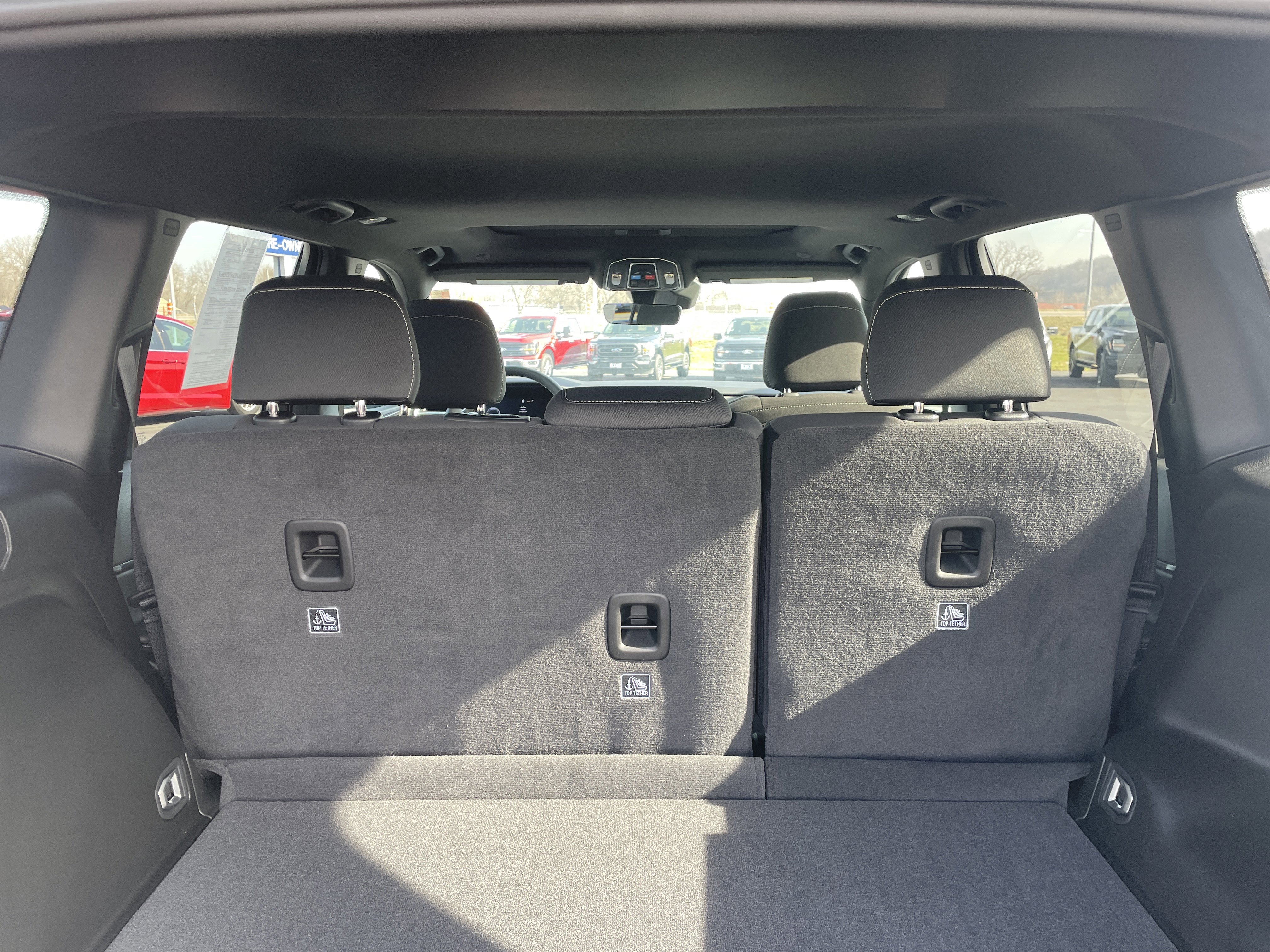 Used 2025 Jeep Grand Cherokee Laredo X image 26