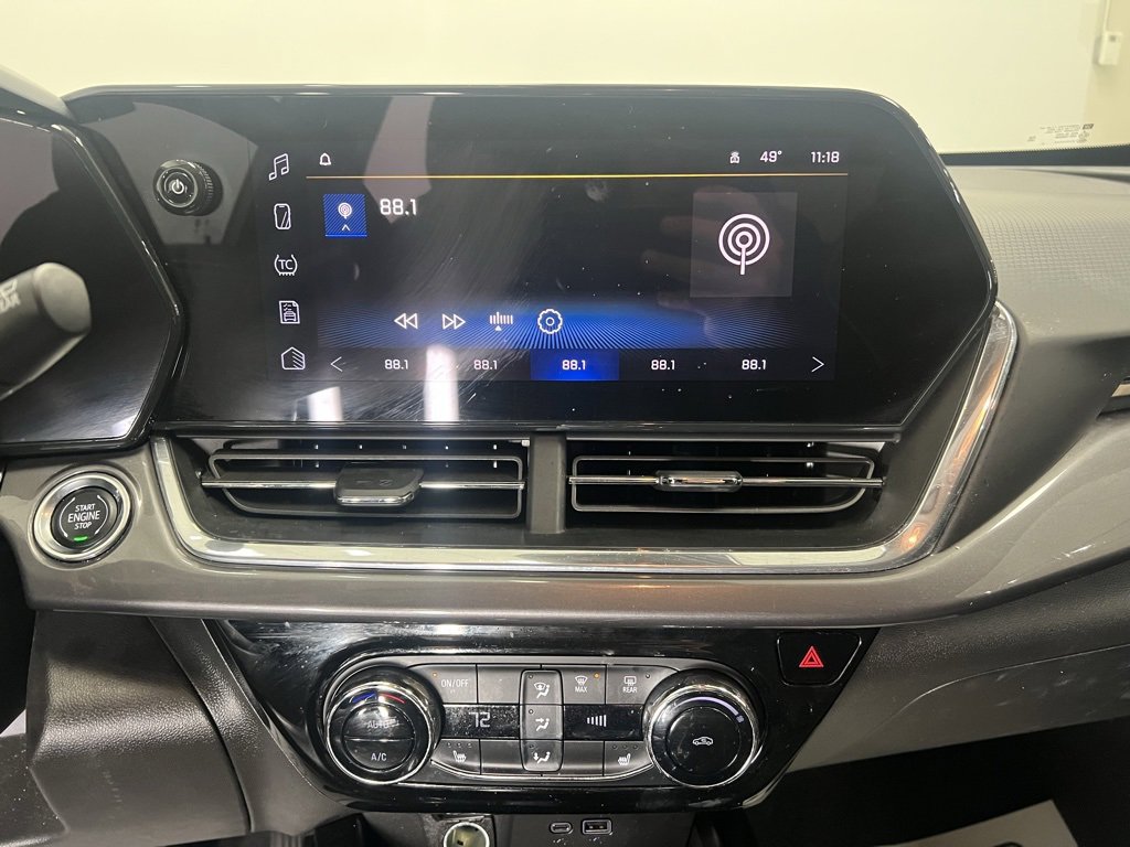 Used 2025 Chevrolet Trax ACTIV w/ Driver Confidence Package image 12