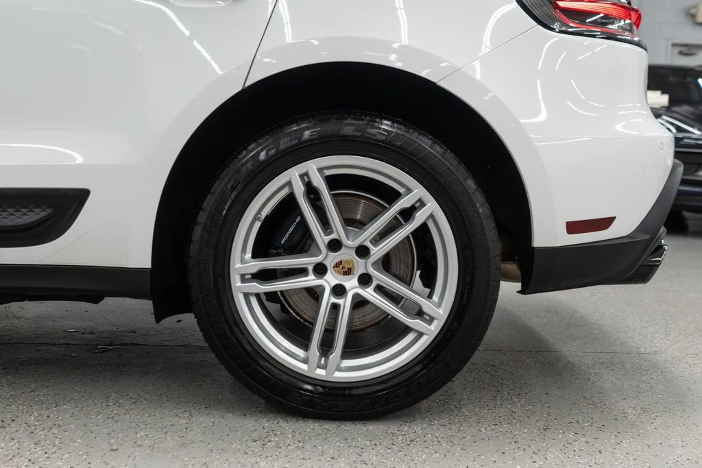 Used 2023 Porsche Macan image 31