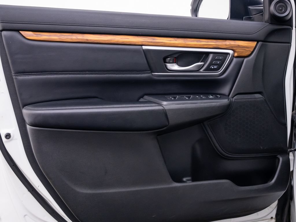 Certified 2018 Honda CR-V Touring image 14