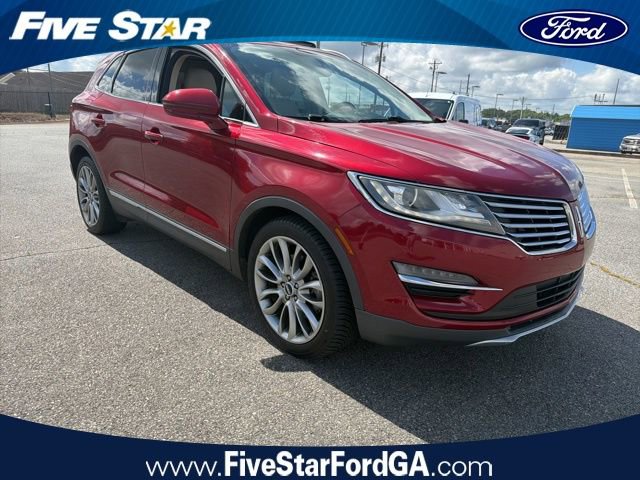 Used 2017 Lincoln MKC Reserve FWD image 1