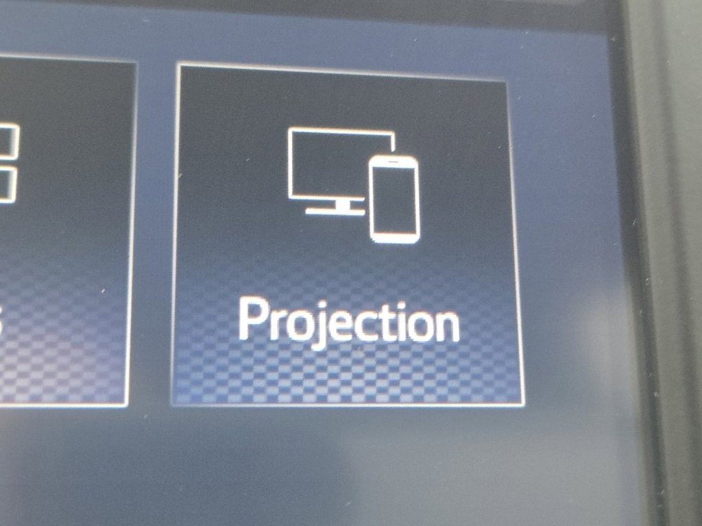 Used 2022 Toyota RAV4 XLE image 13