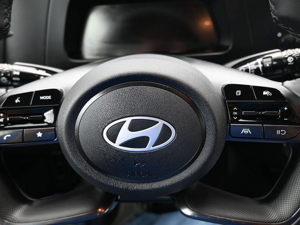 New 2025 Hyundai Elantra Sport image 25