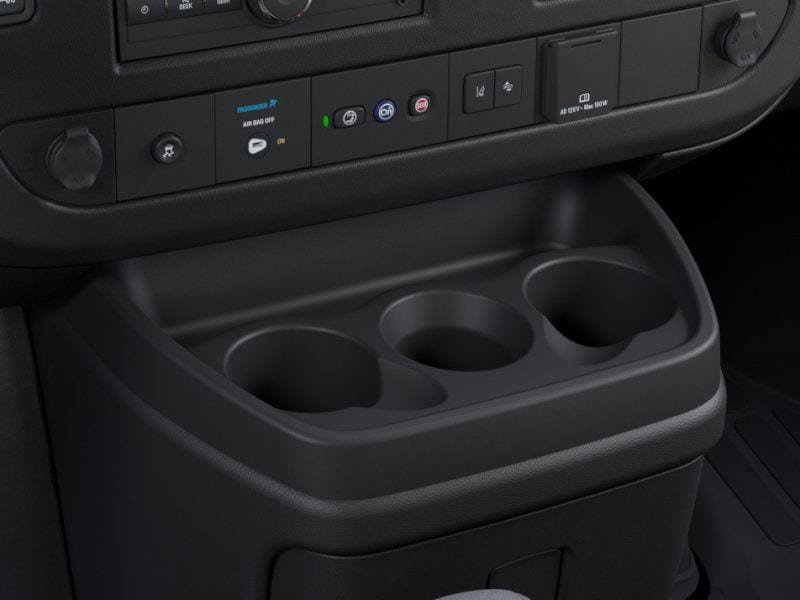 New 2025 GMC Savana 3500 w/ Driver Convenience Package RWD image 32