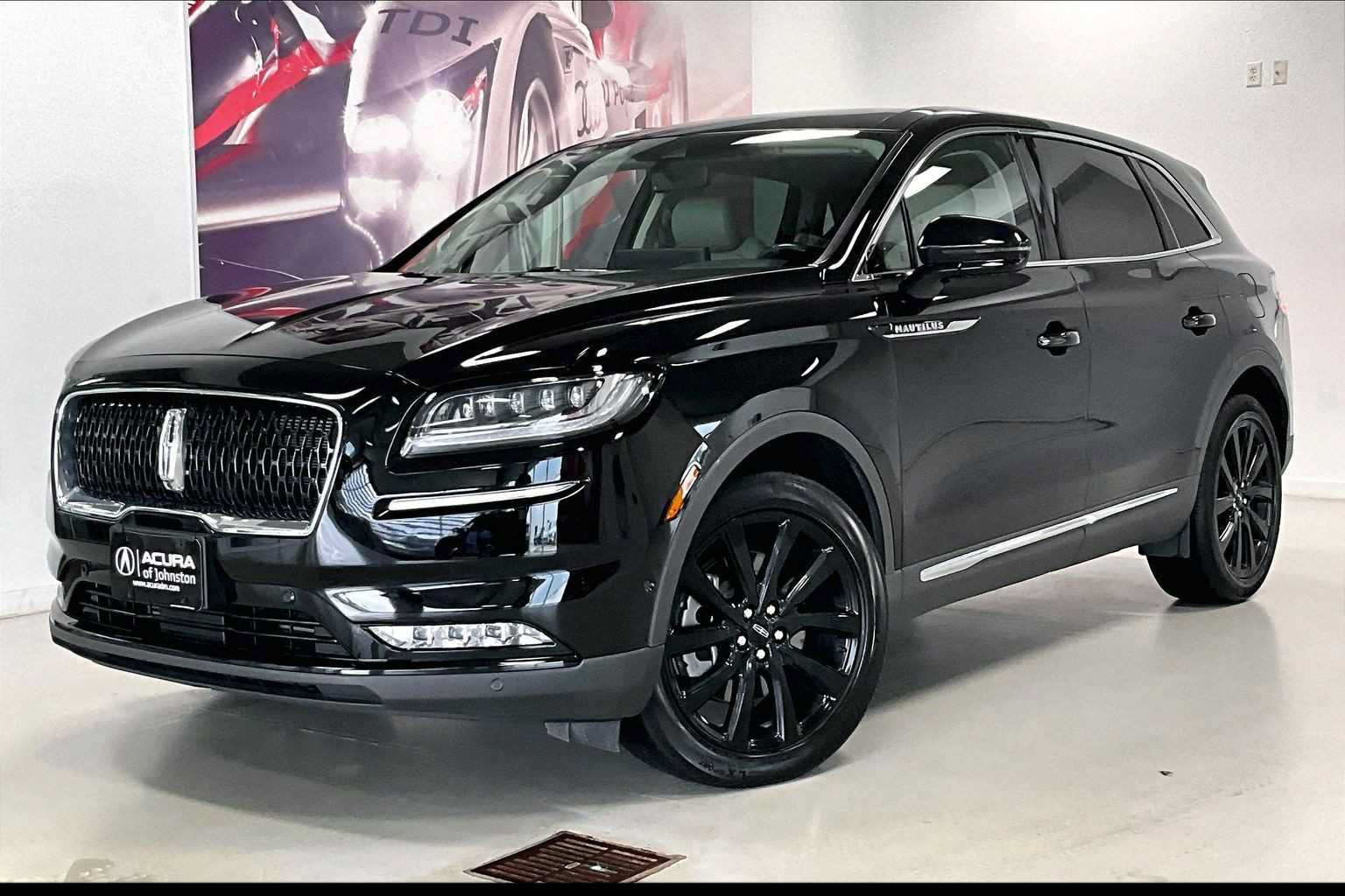 Used 2023 Lincoln Nautilus Reserve w/ Equipment Group 202A AWD/4WD image 1