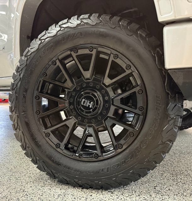 Used 2022 GMC Sierra 1500 Denali Ultimate AWD/4WD image 8