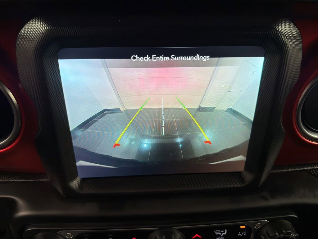 Used 2023 Jeep Wrangler Unlimited Rubicon w/ LED Lighting Group AWD/4WD image 12