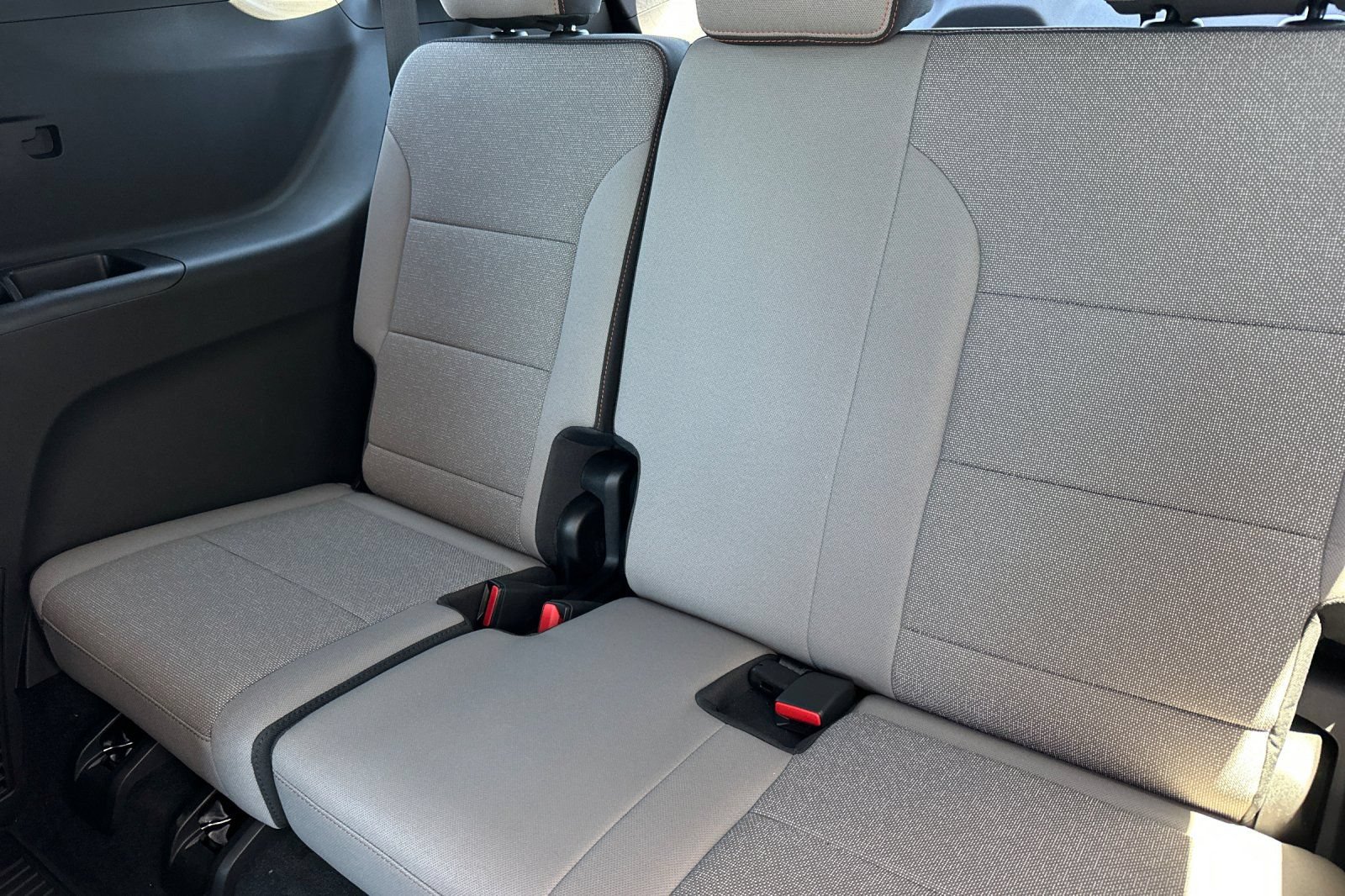 Used 2026 Chevrolet Traverse LT w/ LPO, Floor Liner Package FWD image 17