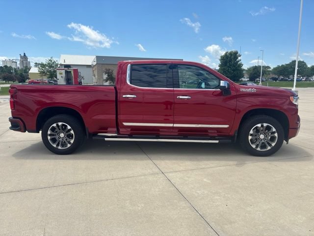 Used 2025 Chevrolet Silverado 1500 High Country AWD/4WD image 41