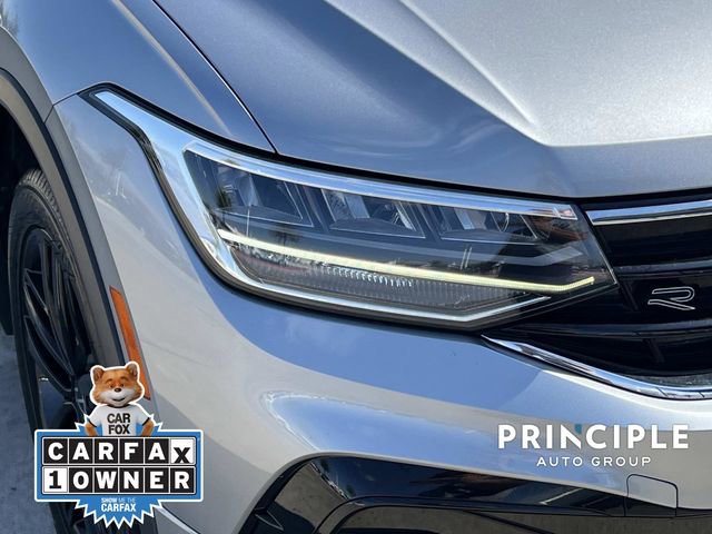 Certified 2022 Volkswagen Tiguan SE R-Line image 9