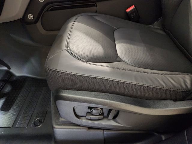 New 2026 Land Rover Defender 110 V8 image 23