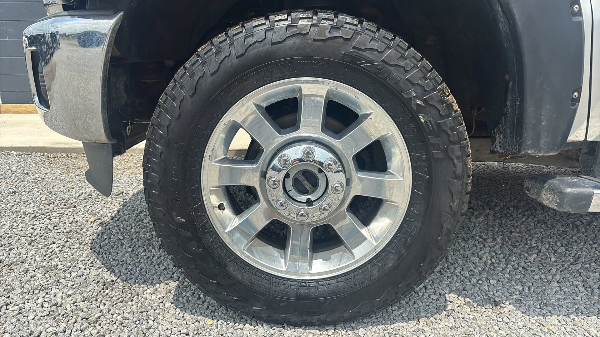 Used 2012 Ford F250 XLT w/ Advanced Security Group AWD/4WD image 12