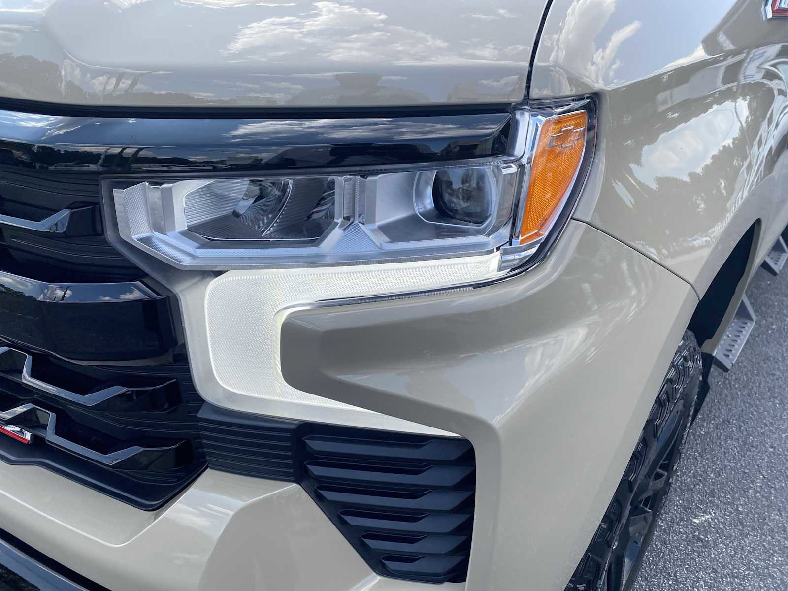 Used 2022 Chevrolet Silverado 1500 LT Trail Boss w/ LT Trail Boss Premium Package image 15