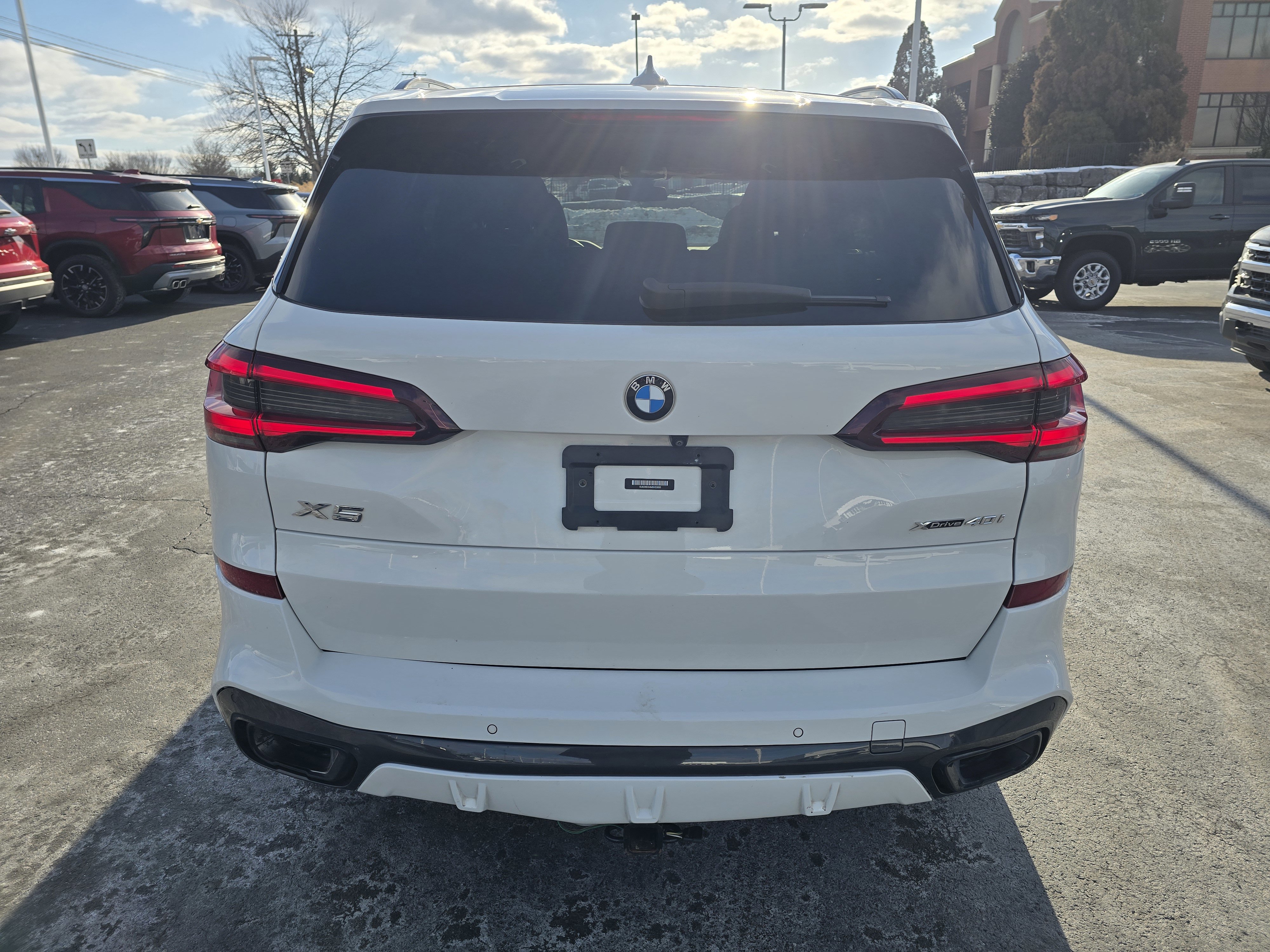 Used 2021 BMW X5 xDrive40i w/ M Sport Package image 6