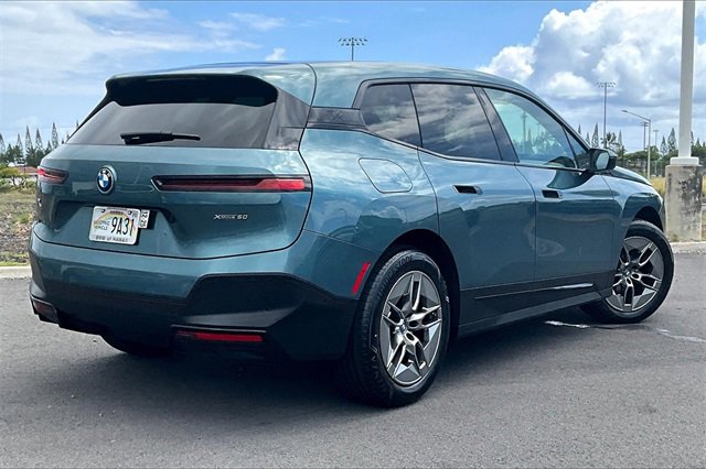 Used 2023 BMW iX xDrive50 image 2