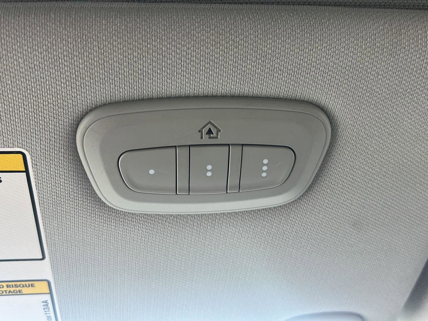 Used 2021 Jeep Cherokee Latitude Lux w/ Comfort/Convenience Group image 37