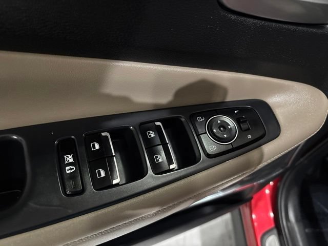 Used 2020 Hyundai Santa Fe Limited AWD/4WD image 14