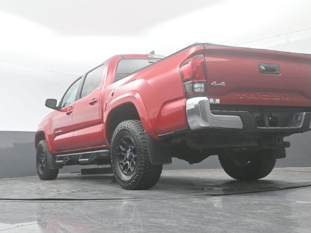 Used 2021 Toyota Tacoma SR5 AWD/4WD image 21
