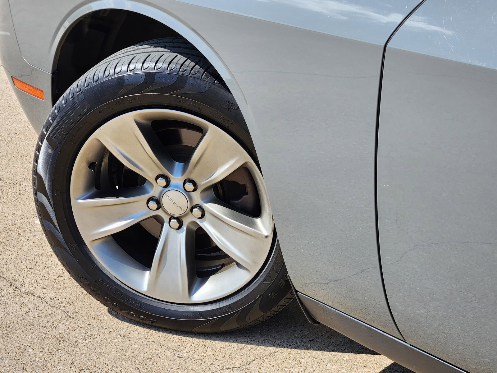 Used 2019 Dodge Challenger SXT image 9