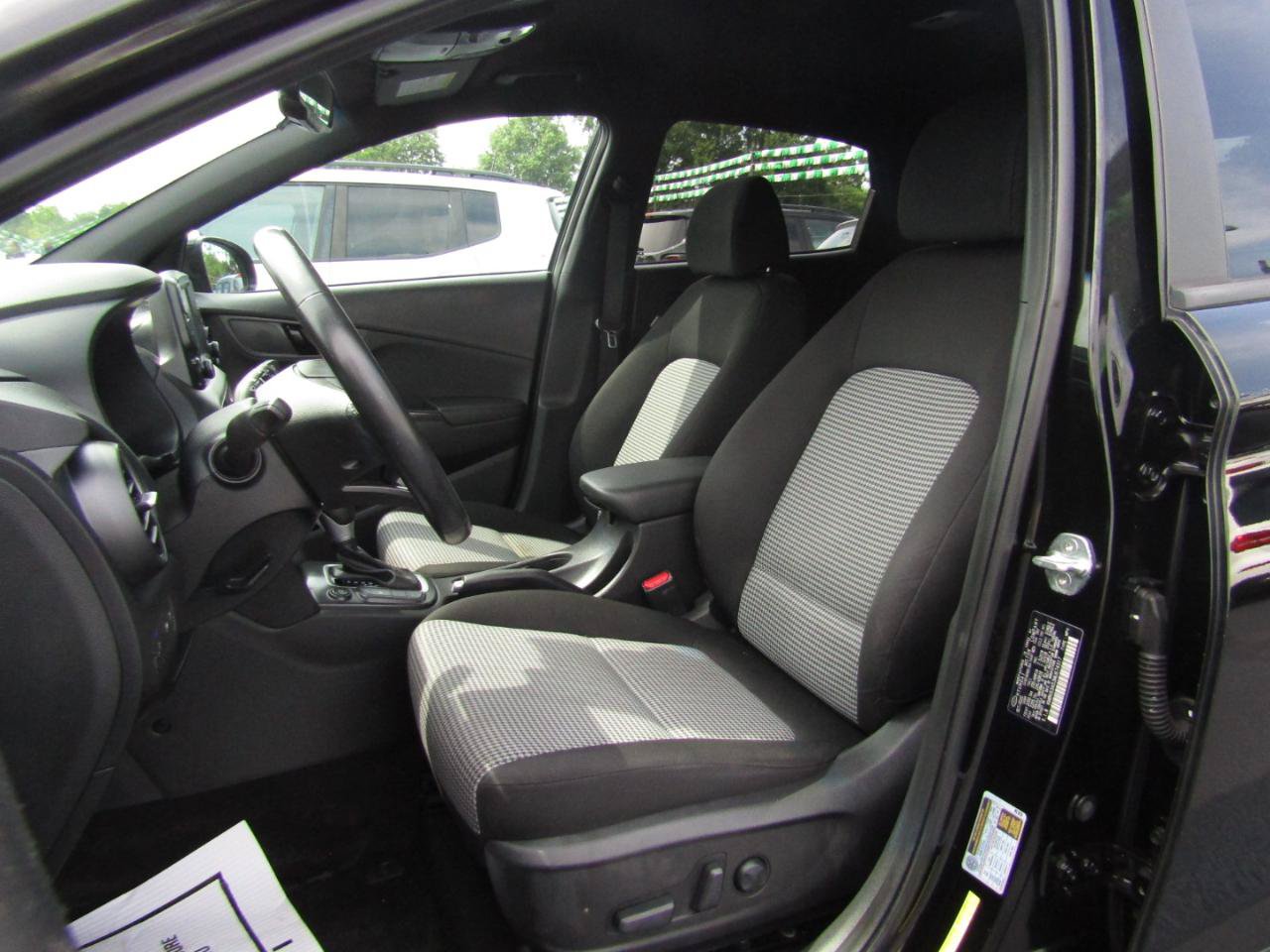 Used 2021 Hyundai Kona Night w/ Cargo Package FWD image 12