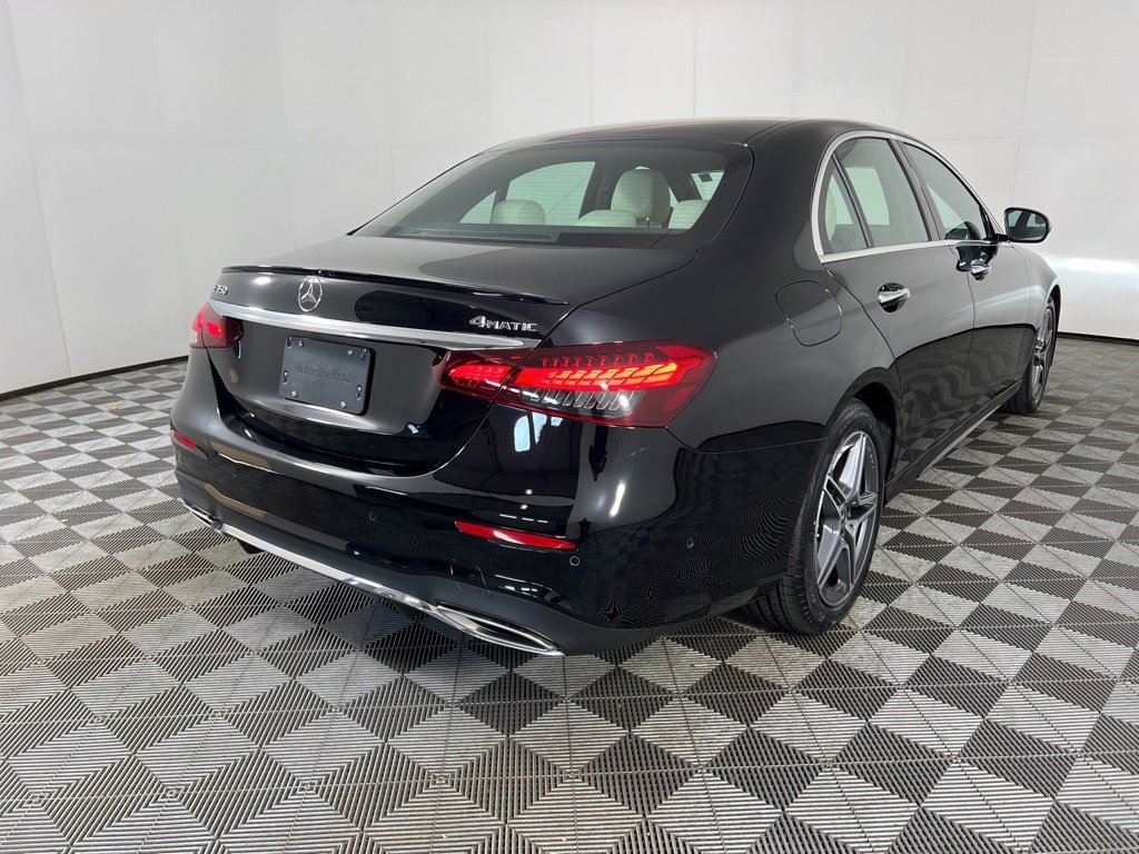 Used 2023 Mercedes-Benz E 350 4MATIC Sedan image 42