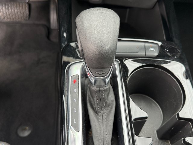 Used 2025 Chevrolet Trax LT FWD image 19