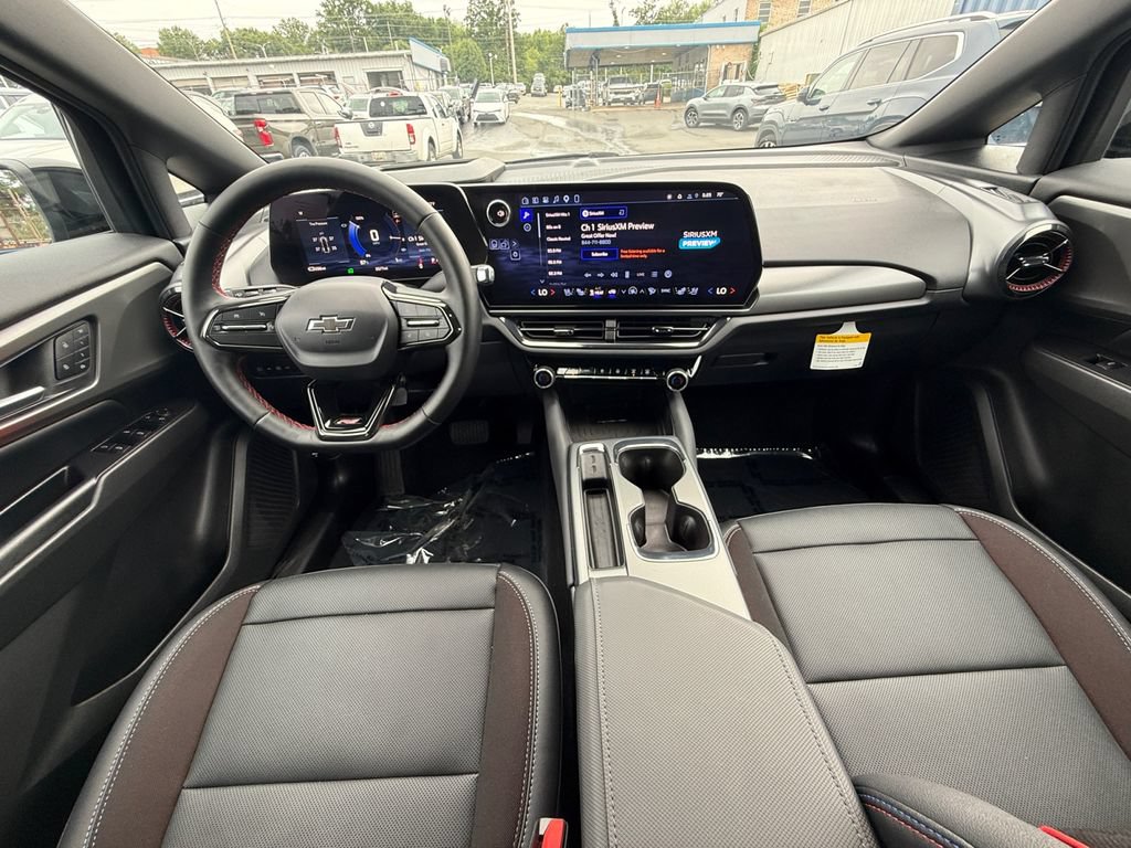 New 2026 Chevrolet Equinox EV RS w/ Convenience Package II FWD image 25