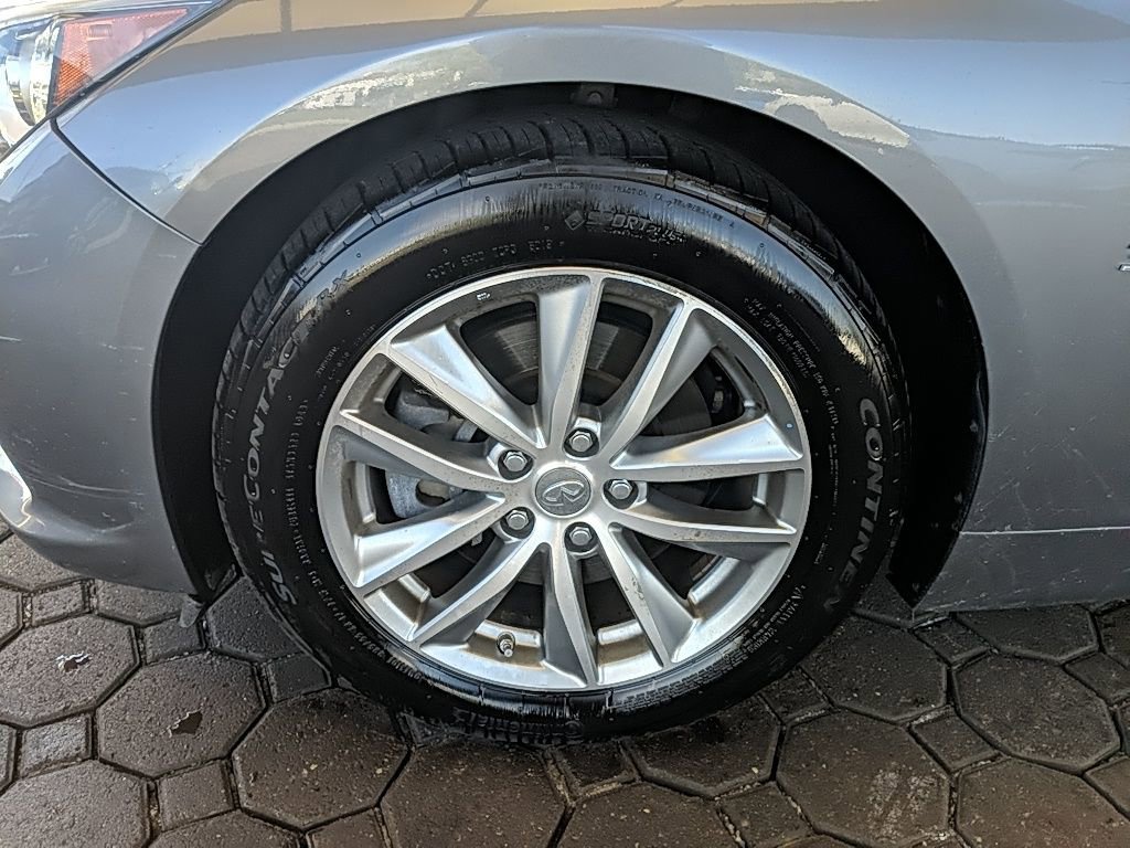 Used 2017 INFINITI Q50 3.0t Premium w/ 3.0T Premium Plus Package AWD/4WD image 12