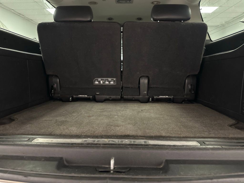 Used 2011 GMC Yukon XL Denali image 14