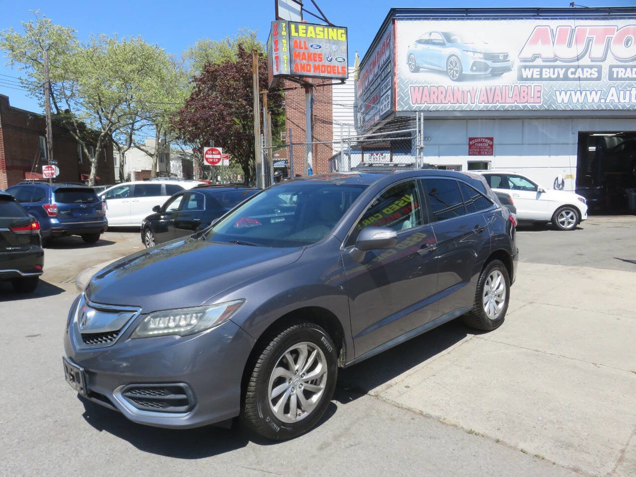 Used 2018 Acura RDX AWD w/ Technology Package image 2