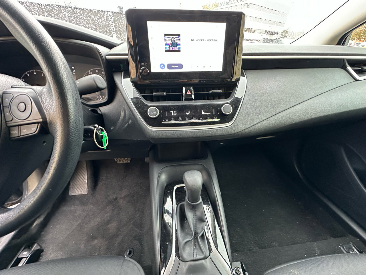 Used 2025 Toyota Corolla LE image 16