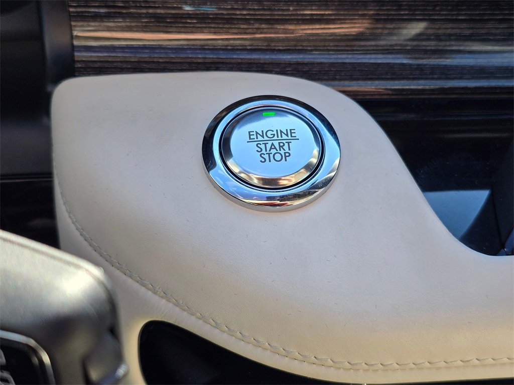 Used 2023 Lincoln Aviator Black Label w/ Dynamic Handling Package image 32