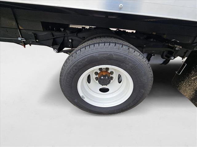 New 2024 Ford E-450 and Econoline 450 Super Duty w/ Power Windows & Locks Group image 10