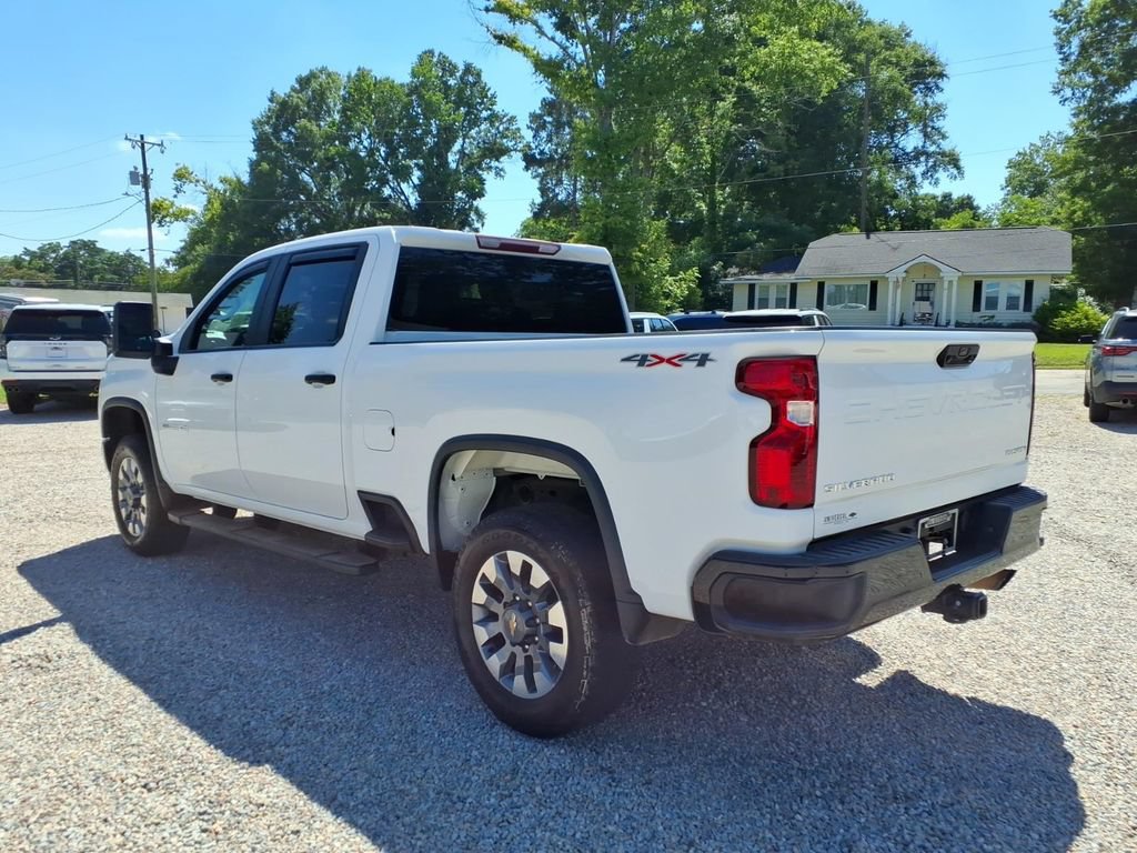 Used 2023 Chevrolet Silverado 2500 Custom w/ Custom Convenience Package AWD/4WD image 5
