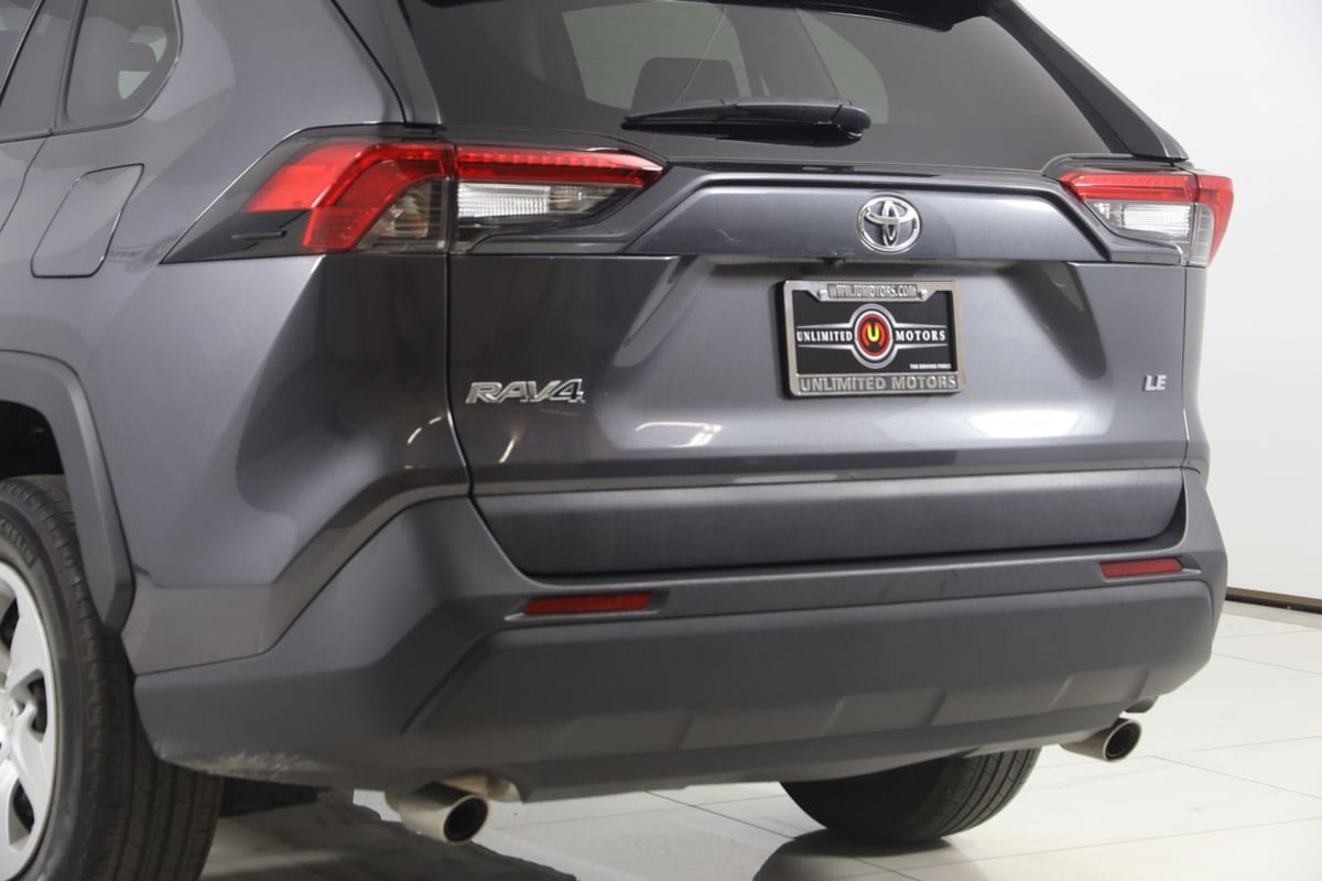 Used 2024 Toyota RAV4 LE FWD image 19
