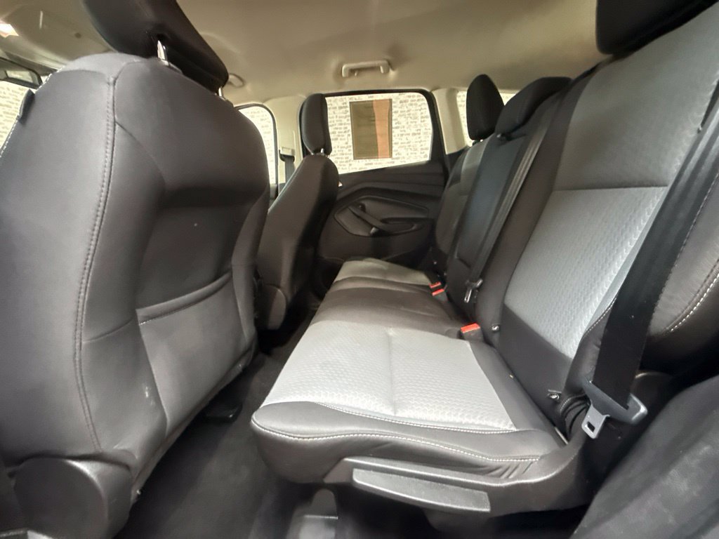 Used 2019 Ford Escape SE FWD image 13