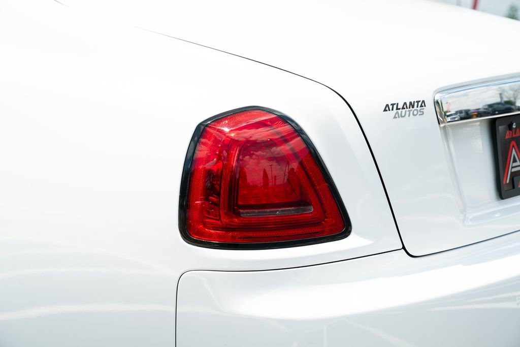 Used 2010 Rolls-Royce Ghost RWD image 19