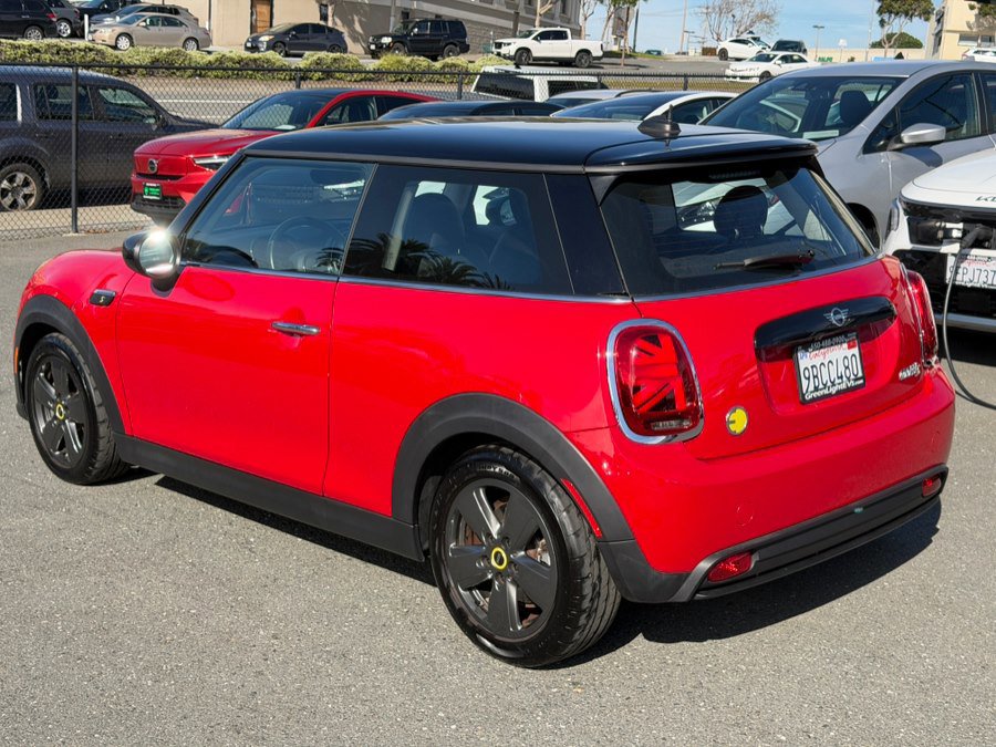 Used 2022 MINI Cooper SE image 7