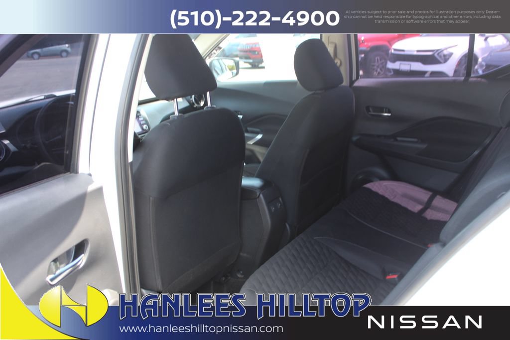 Used 2022 Nissan Kicks SV FWD image 14