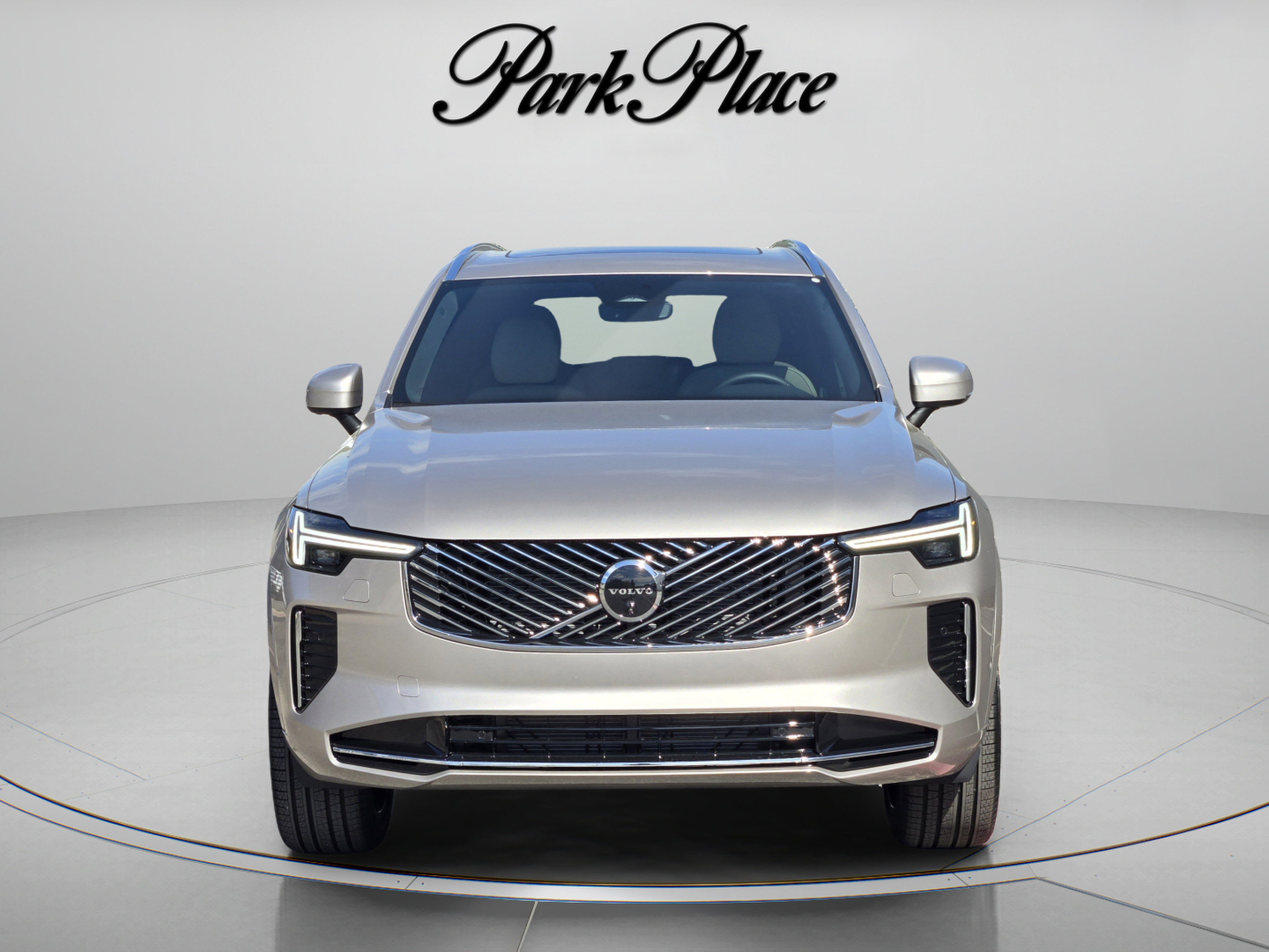 Used 2026 Volvo XC90 B6 Plus w/ Protection Package Premier AWD/4WD image 9