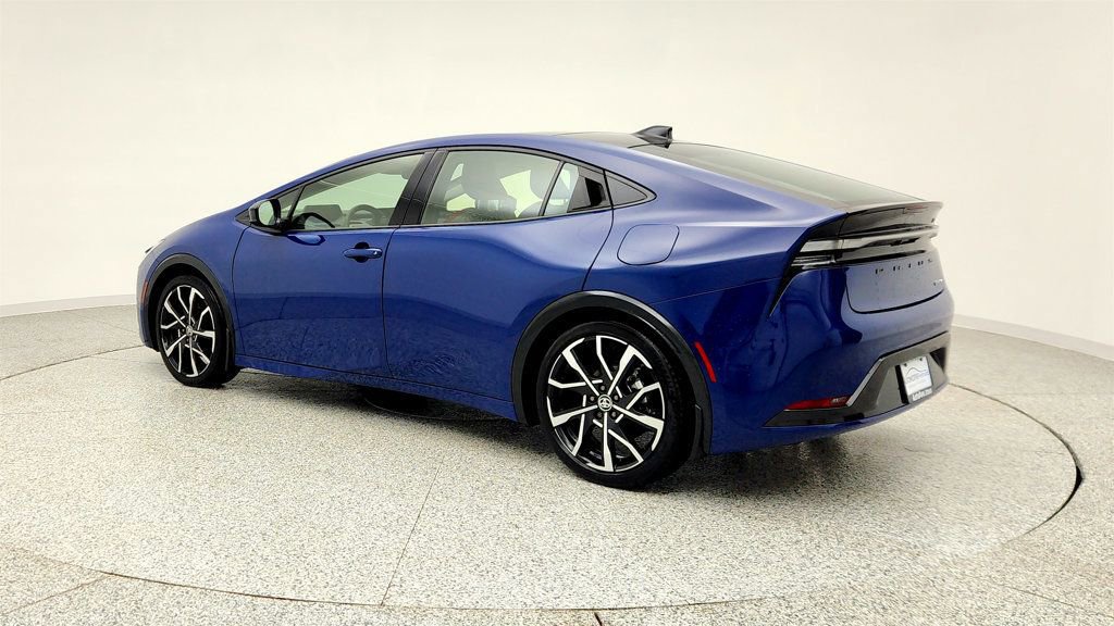 Used 2025 Toyota Prius Plug-In Hybrid image 7