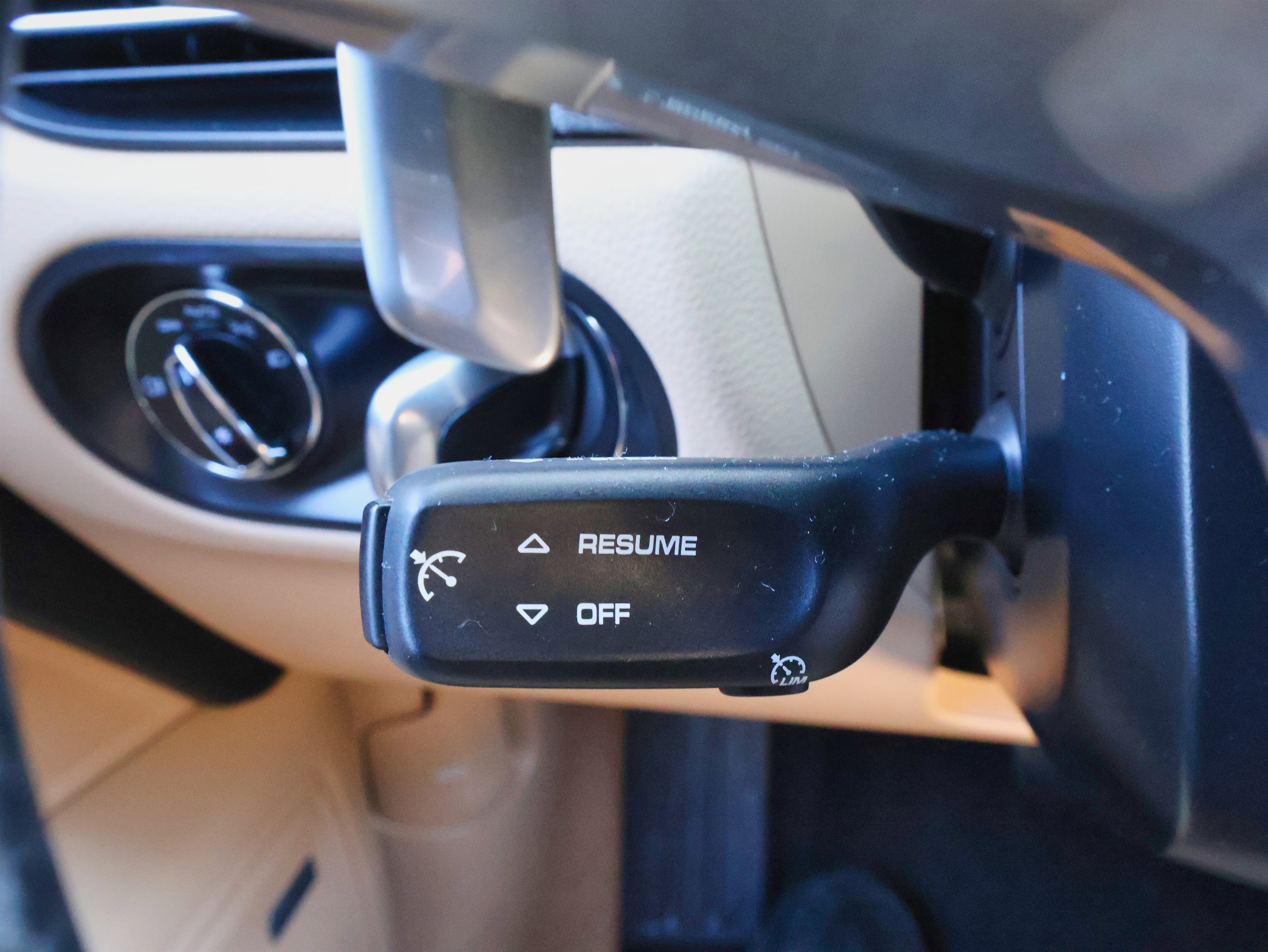 Used 2021 Porsche Macan S image 40