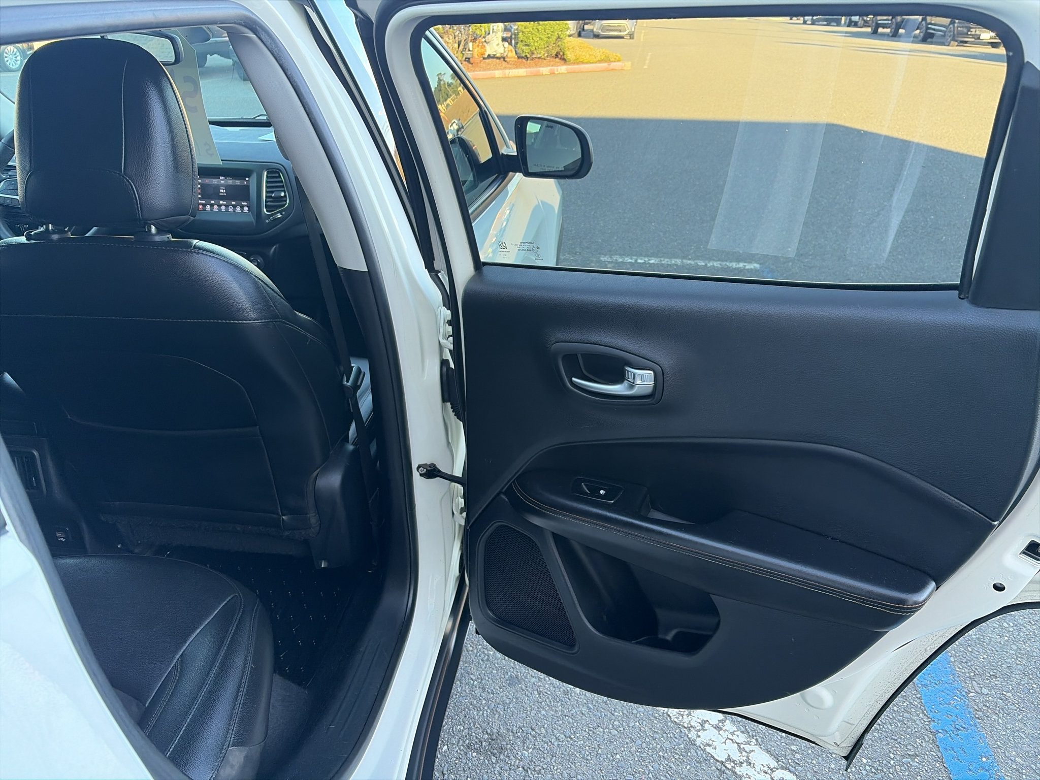 Used 2021 Jeep Compass Latitude FWD image 20
