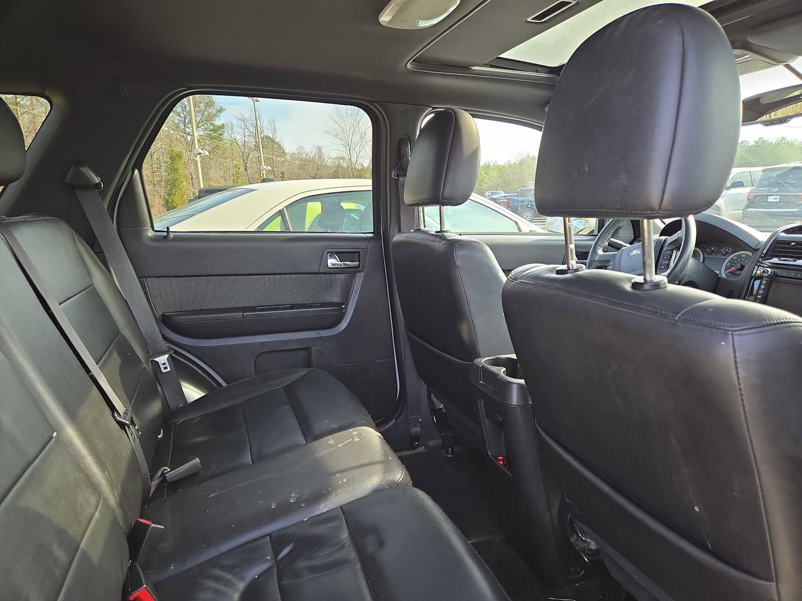 Used 2010 Ford Escape Limited image 3