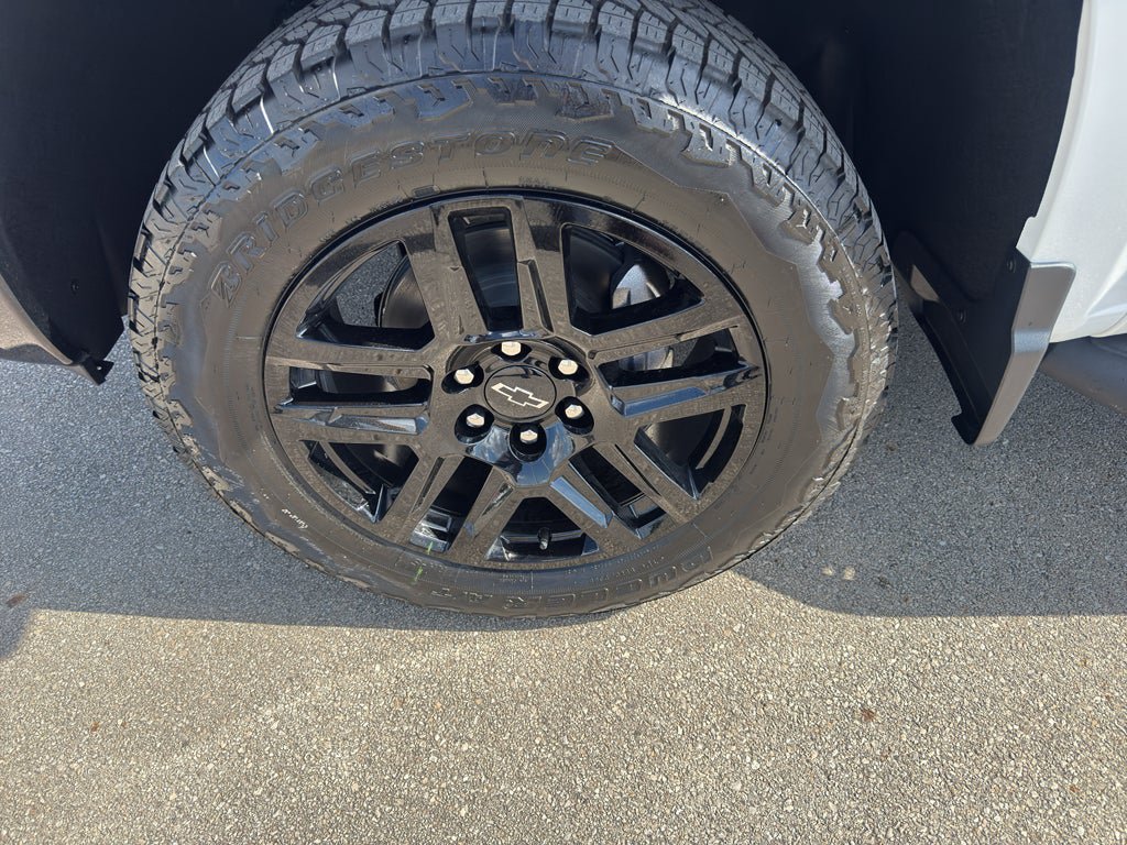 New 2026 Chevrolet Silverado 1500 LT Trail Boss w/ LT Trail Boss Premium Package AWD/4WD image 3
